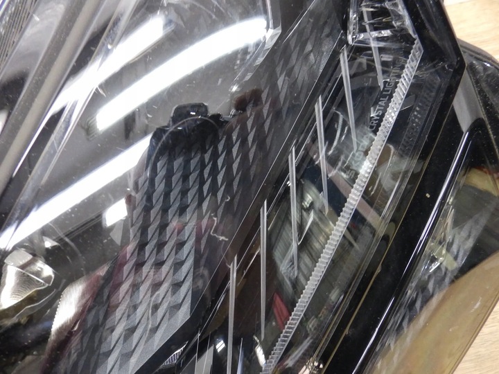 фото №8, Skoda karoq 2023 перед сторона ліва лампи передні