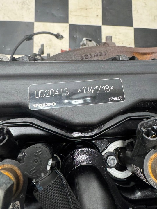 фото №9, Комплектний двигун 2.0 d4 volvo xc60 xc70 s60 v60 d5204t3 1341718 31349353