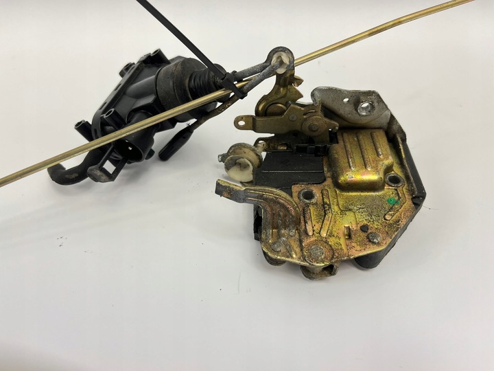 фото №9, Замок дверь правый перед переднее пассажира амортизатор тяга mercedes w201 190