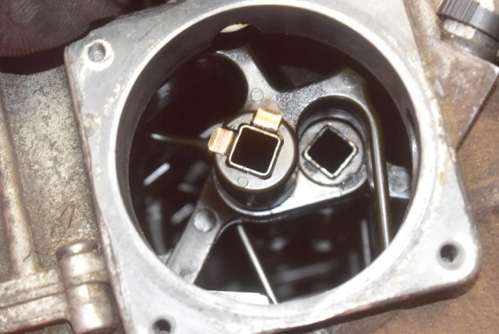 фото №10, Коллектор впускной 72292802 bmw e65 3.5 v8 272 km 01-05