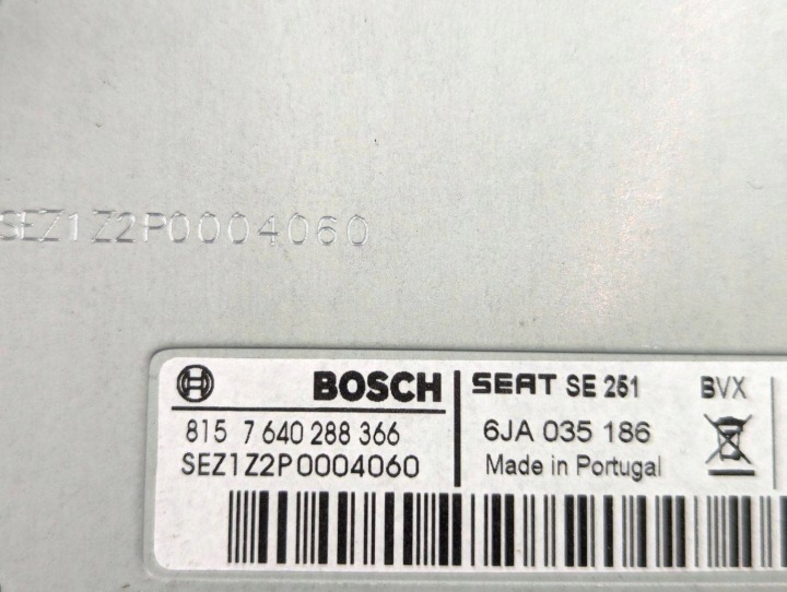 фото №6, Автомагнитола (радиоприемник, магнитола в машину) seat toledo 4 2014 6ja035186