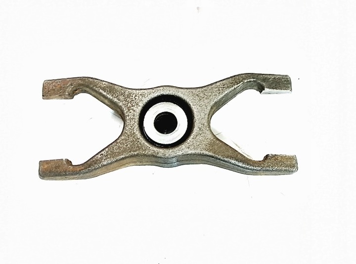 фото №1, Крепление впрыска opel 3.0 cdti vectra c signum