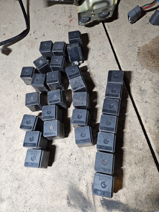 фото №6, Jeep grand cherokee wk реле 04692181aa