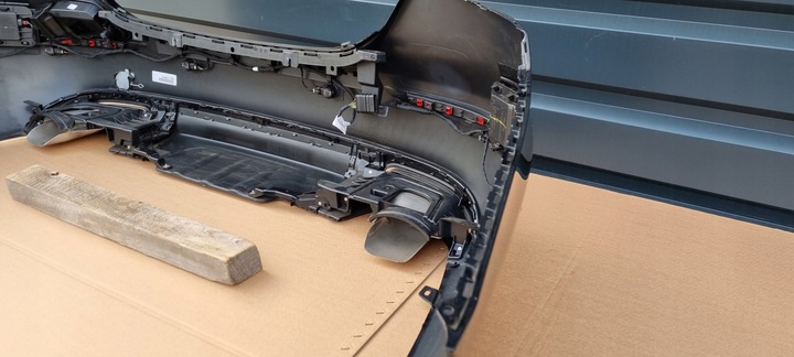 фото №12, Mercedes e клас w213 рестайлінг гібрид sedan бампер зад оригінал d210