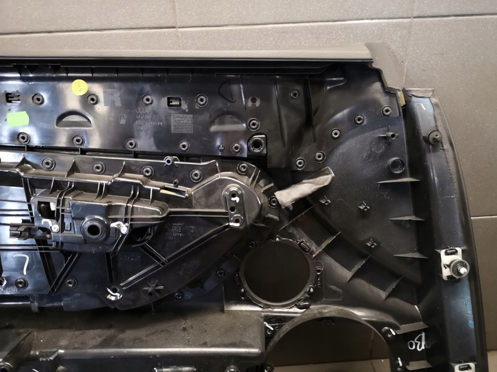 фото №16, Боковина дверь правые перед b&o audi a8 d3 soul