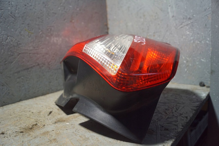 фото №13, Ford focus mk3 hb лампа правый зад s2057