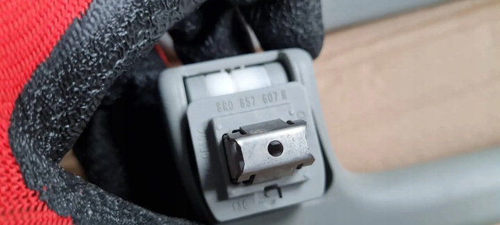 фото №8, A5 8w ручка стеля ліва права перед a4 b9 8w