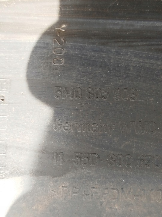 фото №14, Бампер перед переднее vw golf 5 plus чёрный 5m0805903