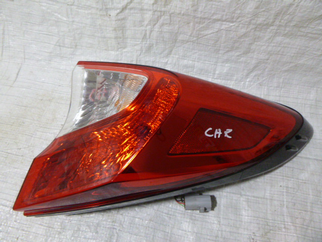 фото №1, Toyota c-hr chr лампа праві зад