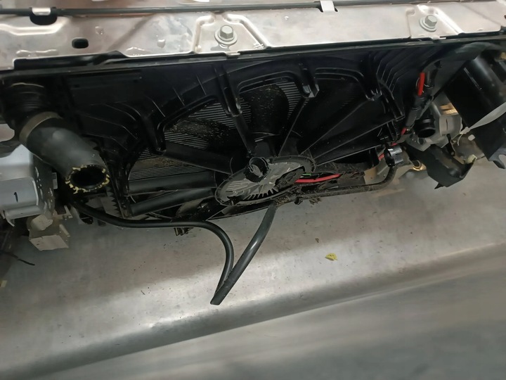 фото №6, Pas chłpdnice bmw 3 g20 g21 330e lci рестайлинг версия usa