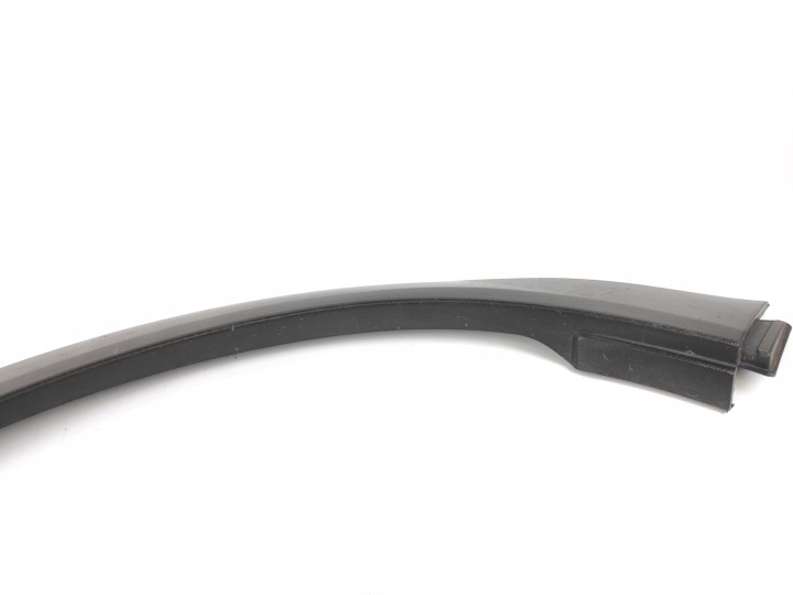 фото №9, Subaru xv crosstrek молдинг накладка крила праве зад c10010066