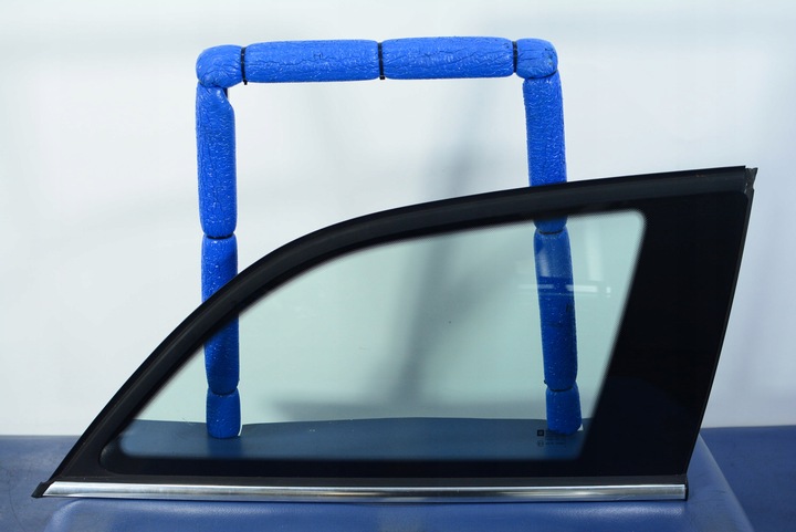 фото №1, Vectra c універсал скло кузовна права 06