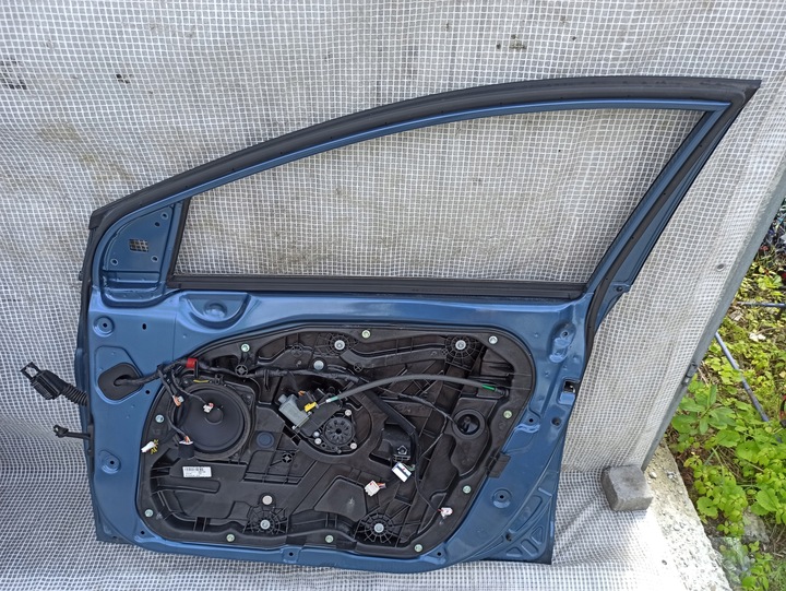 фото №11, Hyundai i40 универсал дверь передние задние правые перед зад комплектные yu6 2 szt