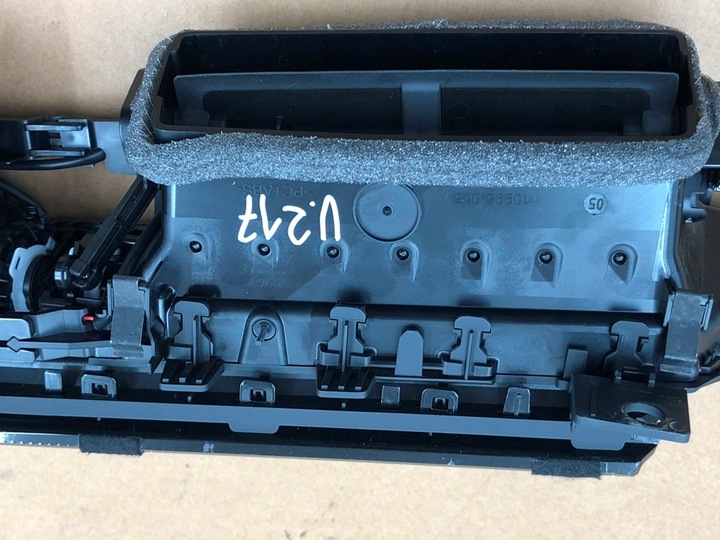 фото №11, Решітка повітропровід планка впуск повітря засіб консолі 6ps audi e-tron 55 20-