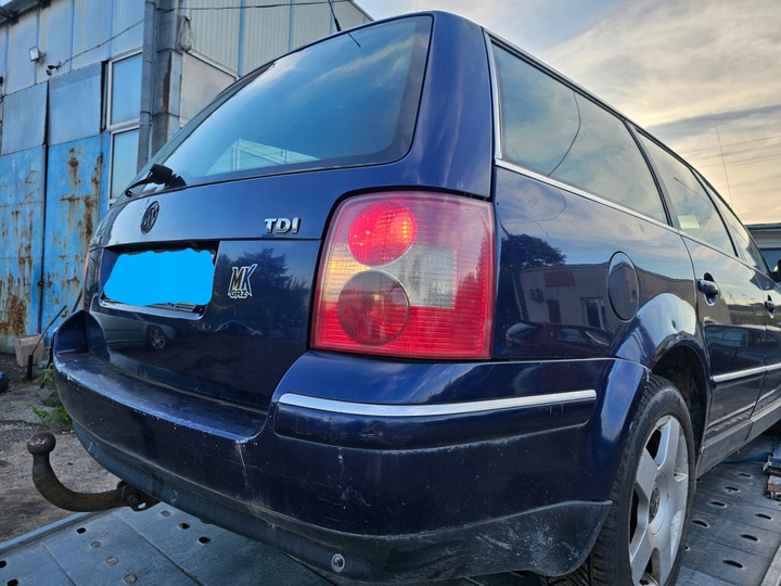 фото №2, Крышка зад багажника стекло vw passat b5 fl универсал lb5n тёмно-синий