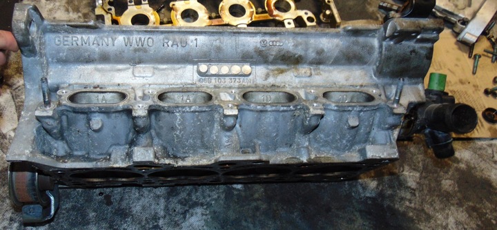 фото №10, Головка валы audi a4 b6 2.0 бензин alt европа