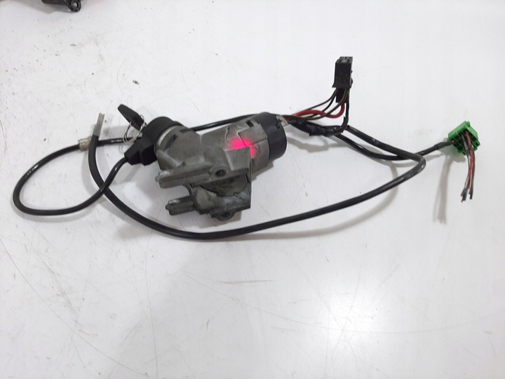 фото №10, Vw lt35 2.5tdi 2003r блок управления двигателя набор 074906018bd замок зажигания ключ