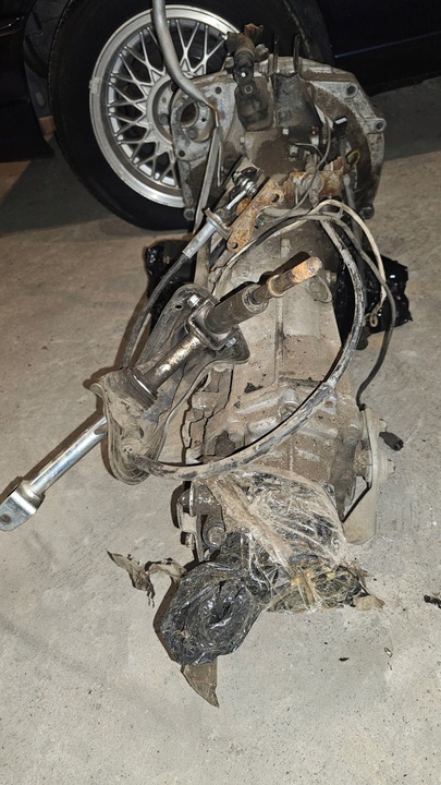 фото №6, Коробка передач коробки передач механічна subaru forester sg 2.0 ej204 05-08 редуктор троси