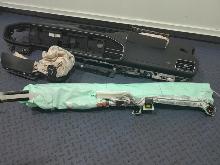 фото №5, Mercedes gle w167 панель раздаточная консоль подушки подушка безопасности eu