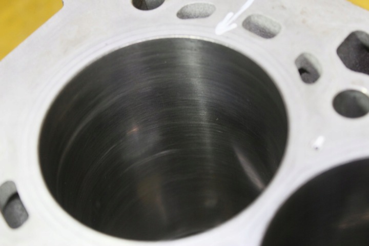 фото №5, Блок  двигуна bmw f10 e90 f11 f20 f30 n47d20c 2.0 d 781059607