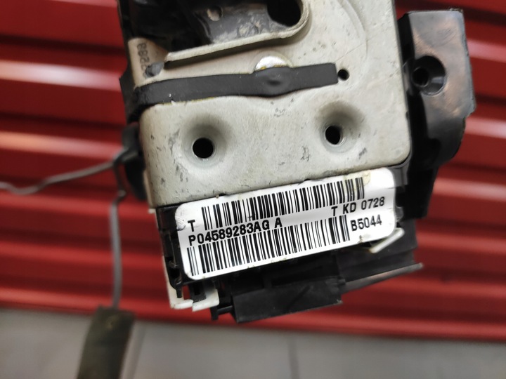 фото №9, Jeep cherokee liberty kk 07-12r замок двері лівий зад оригінал справний