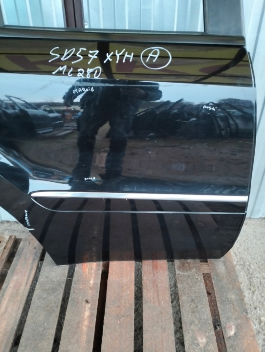 фото №7, Дверь правая зад mercedes ml w164 оригинал лак c197 годы 2005-2008