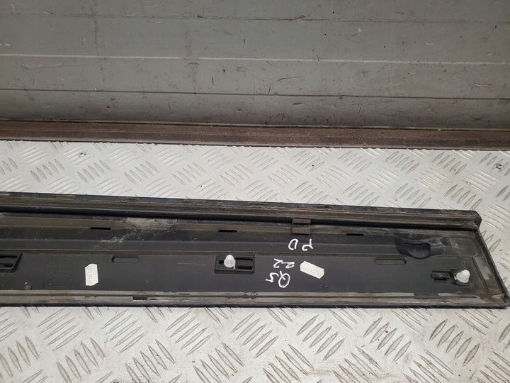 фото №6, Audi q5 sq5 8r0853960b перед сторона права планки