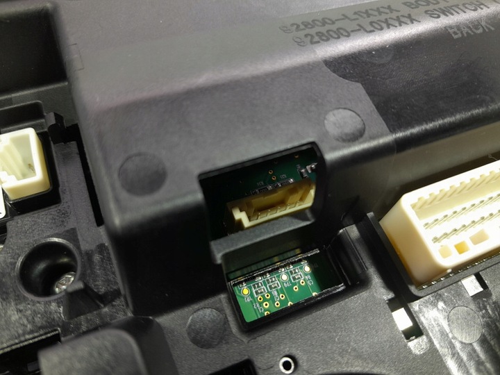 фото №6, Hyundai tucson iv лампа стеля кнопка sos 92800n9220mmh