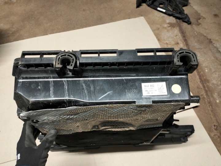 фото №12, Audi q7 q8 корпус фильтра воздуха 4m0133837aa