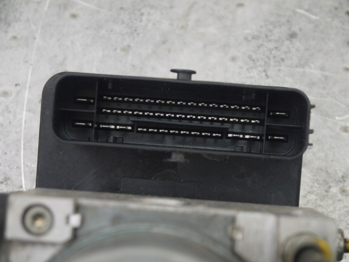 фото №9, Honda civic xi 2.0 type-r 23r блок керування abs блок керування  57110-t60-aa20-m1