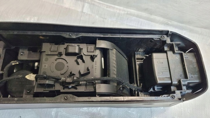 фото №11, Туннель средний подлокотник европа 13258342 opel astra iv j
