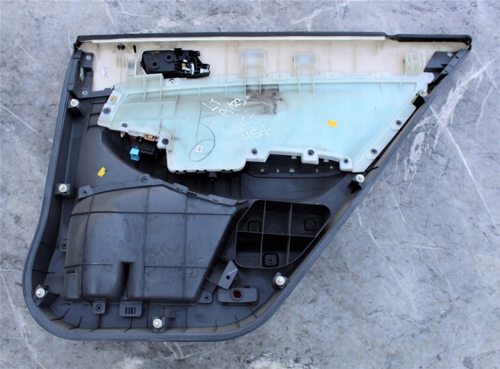 фото №5, Боковина обивщик дверь левый зад honda accord vii usa