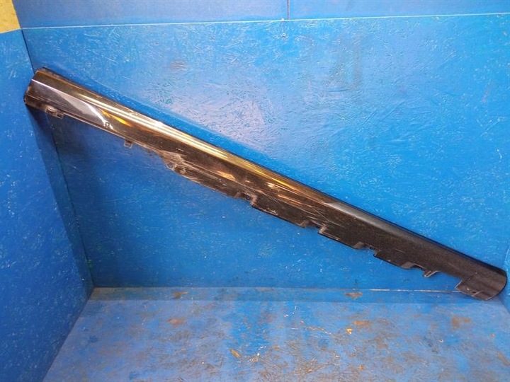 фото №1, Планка порогова права audi s8 d4 4h0853856c lz9y