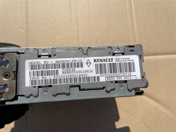 фото №6, Радио cd 8200300860 renault scenic ii 03-06r.