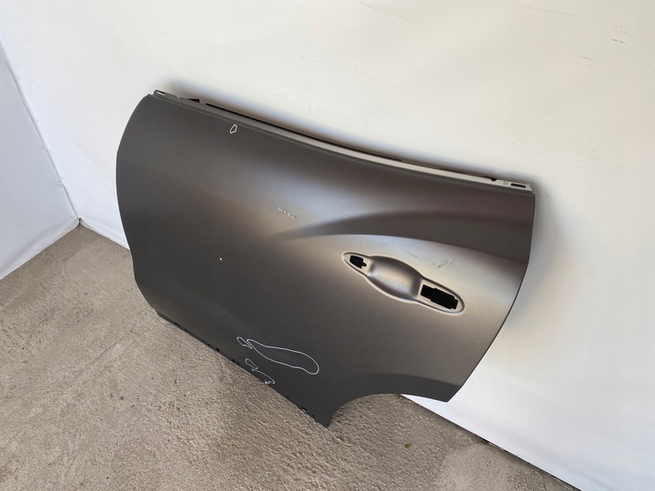 фото №8, Maserati levante дверь левая задние зад