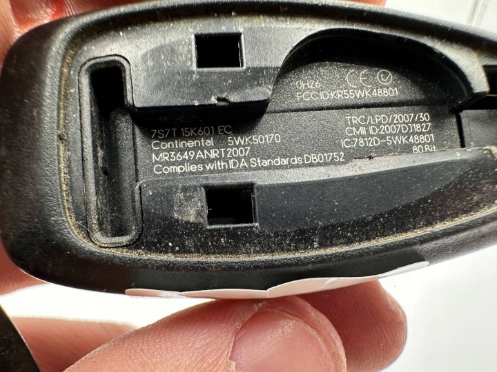 фото №7, Ключ ключ pilot keyless ford fiesta mk8 kuga c-max ii 7s7t-15k601-ec