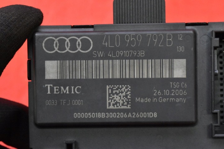 фото №9, Блок управления  модуль дверь правая перед 4l0959792b audi q7 4l 05-09