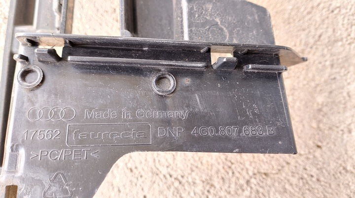 фото №9, Audi a6 c7 рестайлинг средняя решётка бампера сцепление