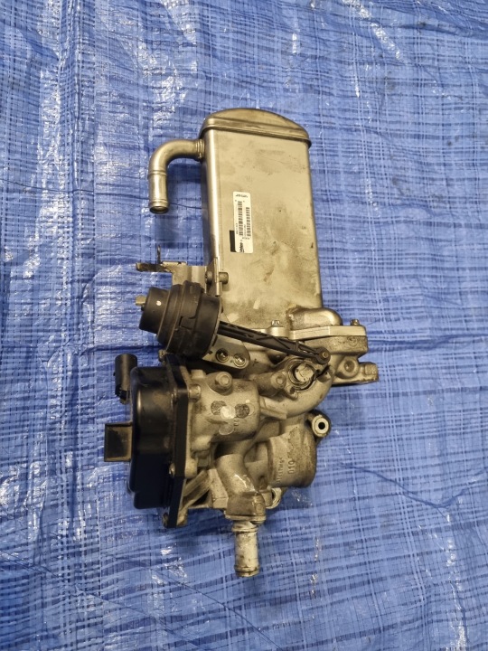 фото №6, Audi a4 b8 a5 q5 a6 2.0 tdi 15r 177km cgl радиатор выхлопных газов egr mm114c4