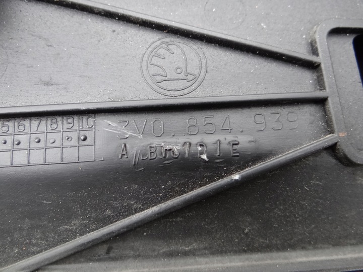 фото №11, Skoda superb iii планка левый перед 3v0854939