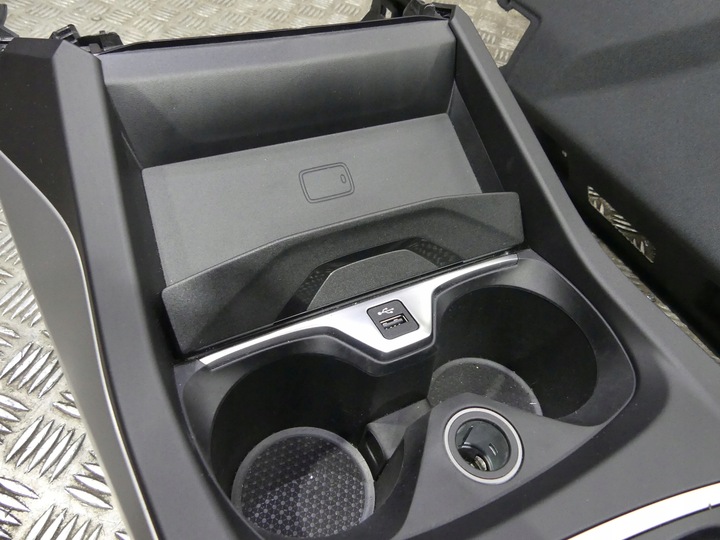 фото №13, Bmw 2 f44 sport обивка сиденья диван обшивки туннель полка 6.430 km