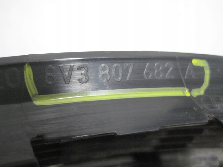 фото №7, Решётка бампера audi a3 8v 8v3807682a