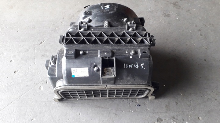 фото №1, Hyundai ioniq 5 ioniq5 верхняя воздуходувка вентилятор