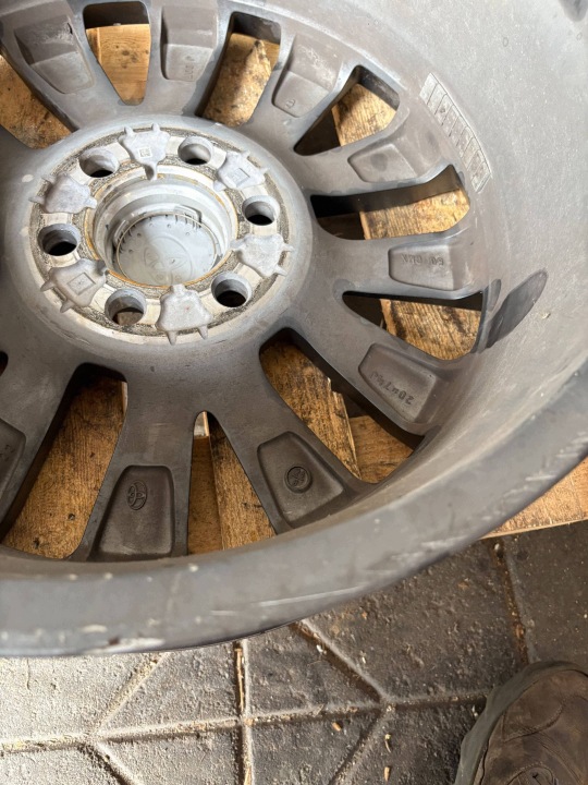 фото №13, Алюминиевый диск r20 7,5j 6x139.7 toyota land cruiser j250 42611-60m90 org