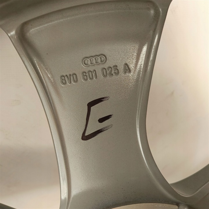 фото №12, Диск audi a3 8v 18 дюймів 7.5j et51 8v0601025a