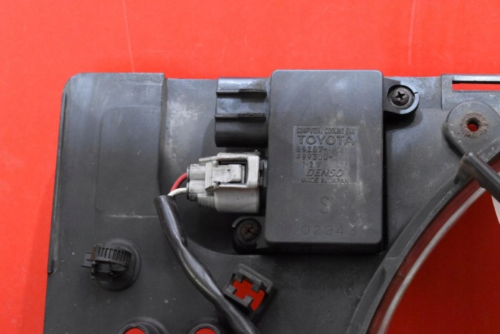 фото №9, Вентилятор модуль 89257-12010 toyota auris 2 ii 1.6 valvematic 132 km 12-15