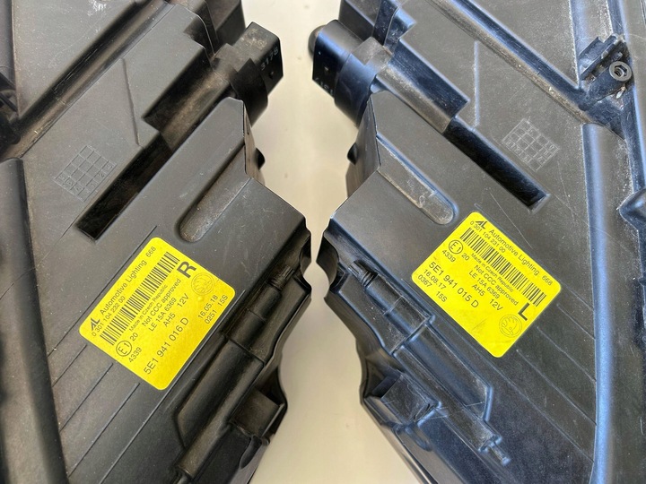 фото №8, Skoda octavia mk3 рестайлинг лампа левая правая перед оригинал