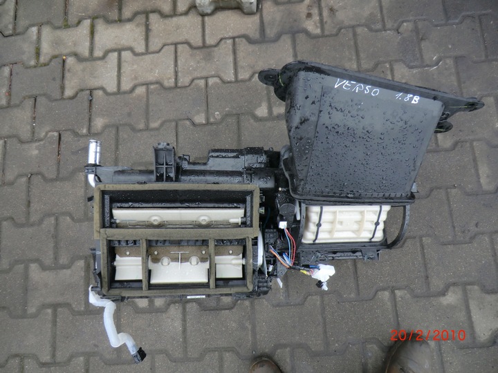 фото №6, Toyota verso ii 04-09 корпус нагревателя европа