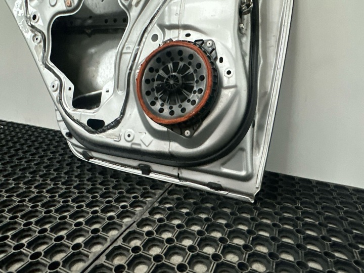 фото №9, 2016 toyota prius xw50 двері задні 1f7