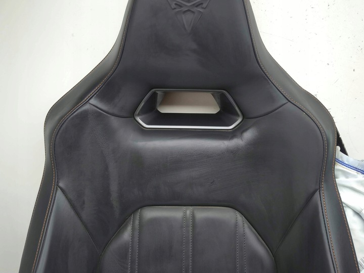 фото №16, Cupra formentor 2023 права сторона сидіння переднє водія